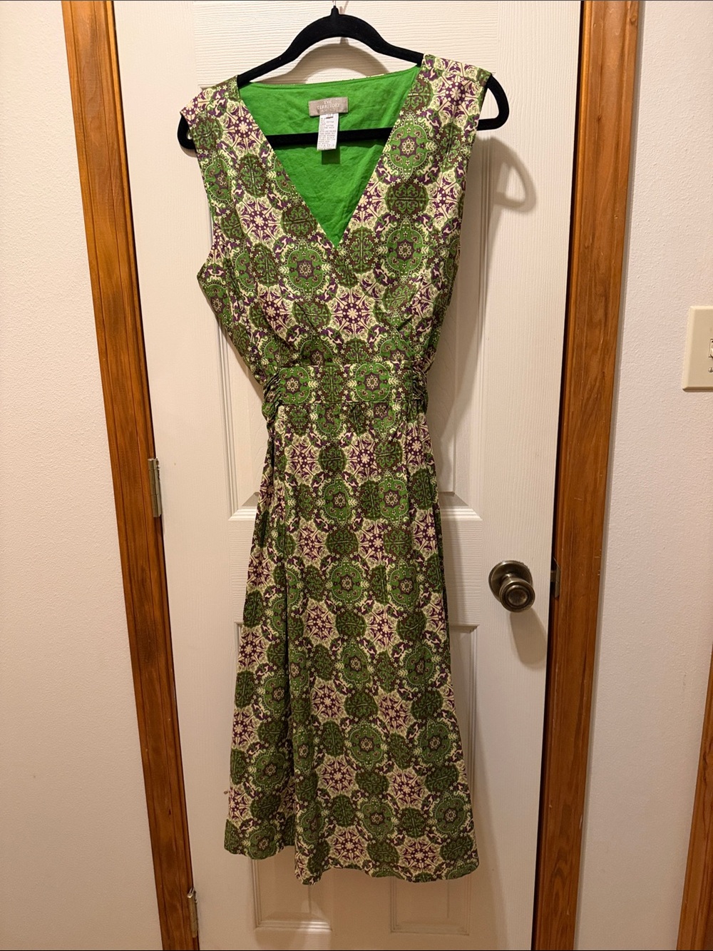 Green Patterned V-Neck Sleeveless Dress The Territory Ahead